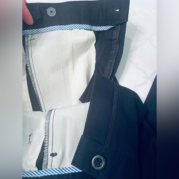 ARIZONA JEAN CO PLEATED BOYS NAVY UNIFORM 💯COTTON ZIP POCKETS SIZE 18SL  NWT - Picture 2 of 5